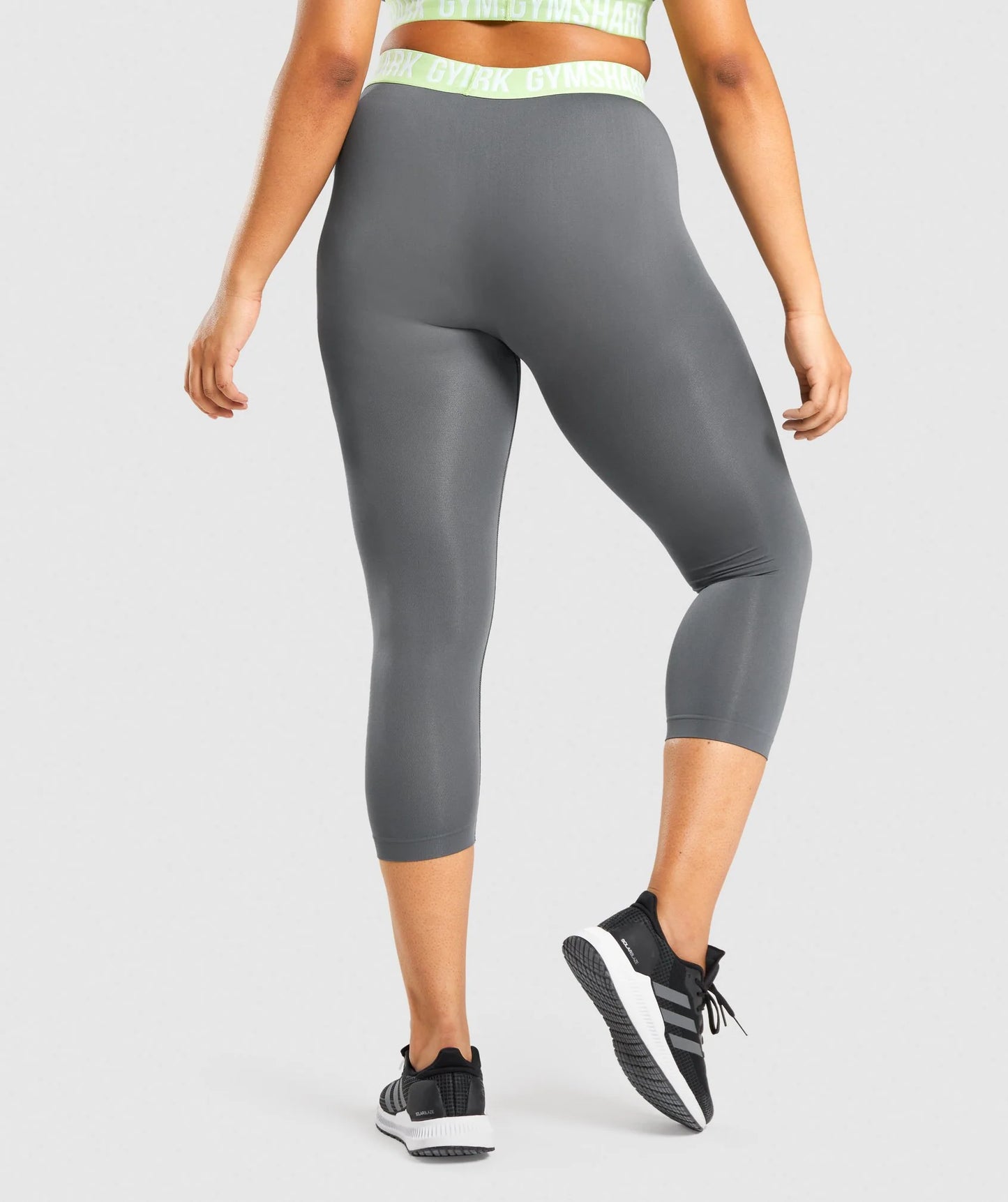 GYMSHARK Fit Seamless Cropped sieviešu sporta legingi pelēki