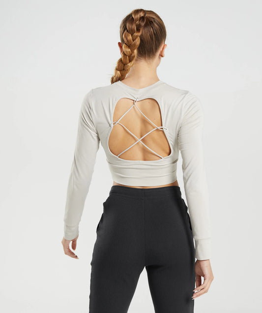 GYMSHARK crop tops ar garām piedurknēm gaiši pelēks